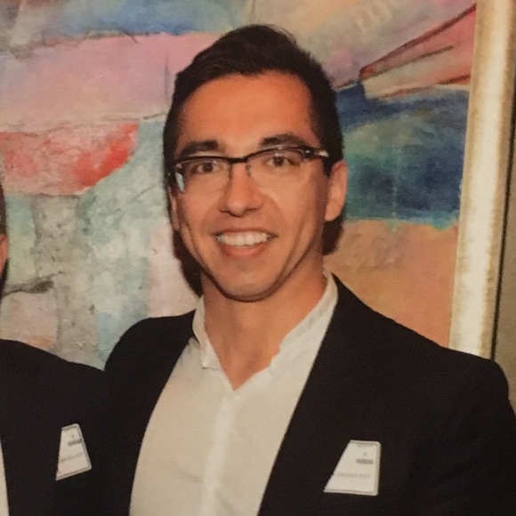 Meet your Posher, Kamil - Picture 2 of 3